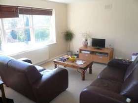 2 bedroom Flat to re...